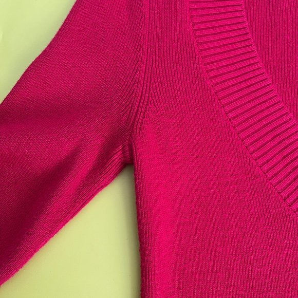 Express V-neck Knit Sweater, Red, Size S - Picture 4 of 7